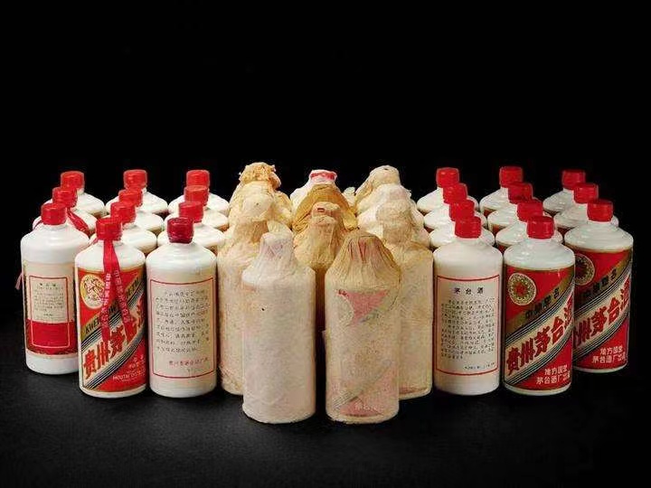 谢家集日照岚山回收酒价格哪里回收(附近上门回收茅台酒）?